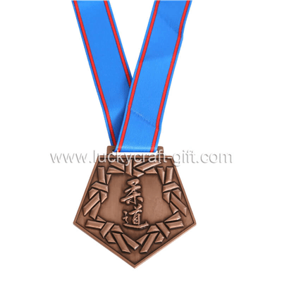 Design your own medal for competition, do you want it?