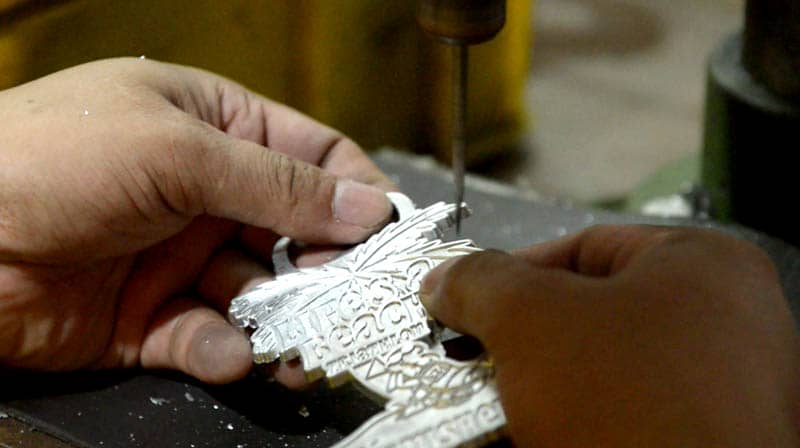 Polishing of custom sports medals