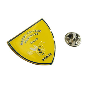 Hard emamel/imitation gold plate custom lapel badges