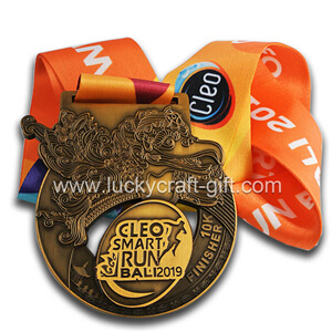 Custom Casting Antique Gold Running Medal For Sale